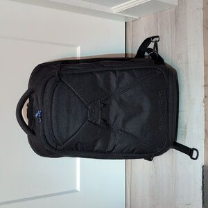 Knack Bags Series 1 medium expandable pack